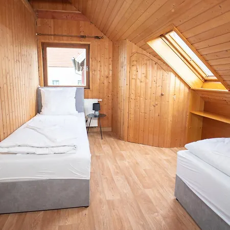 Range - Mit Panoramablick - 2 - Parkplatz - Kueche - Wlan - Monteure 1-11 Personen *
