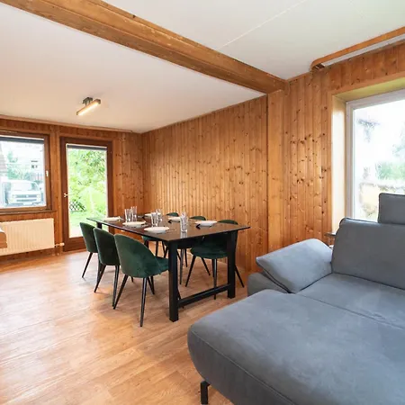 Apartment Range - Mit Panoramablick - 2 - Parkplatz - Kueche - Wlan - Monteure 1-11 Personen