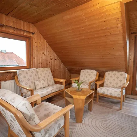 Range - Mit Panoramablick - 2 - Parkplatz - Kueche - Wlan - Monteure 1-11 Personen Winterbach (Baden-Wurttemberg)
