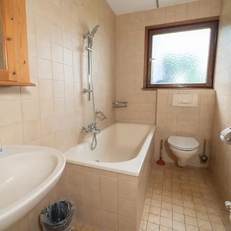 Apartment Range - Mit Panoramablick - 2 - Parkplatz - Kueche - Wlan - Monteure 1-11 Personen