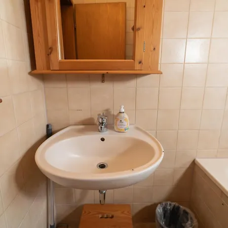 Range - Mit Panoramablick - 2 - Parkplatz - Kueche - Wlan - Monteure 1-11 Personen Winterbach (Baden-Wurttemberg)