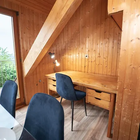 Apartment Range - Mit Panoramablick - 2 - Parkplatz - Kueche - Wlan - Monteure 1-11 Personen *